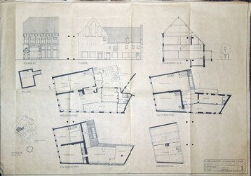 <p>Opmetingstekening van Diezerstraat 38-40 uit 1974. De indeling van de verdiepingen komt in grote lijnen al overeen met de huidige. De zolder van het achterhuis is dan nog niet ingedeeld. </p>
